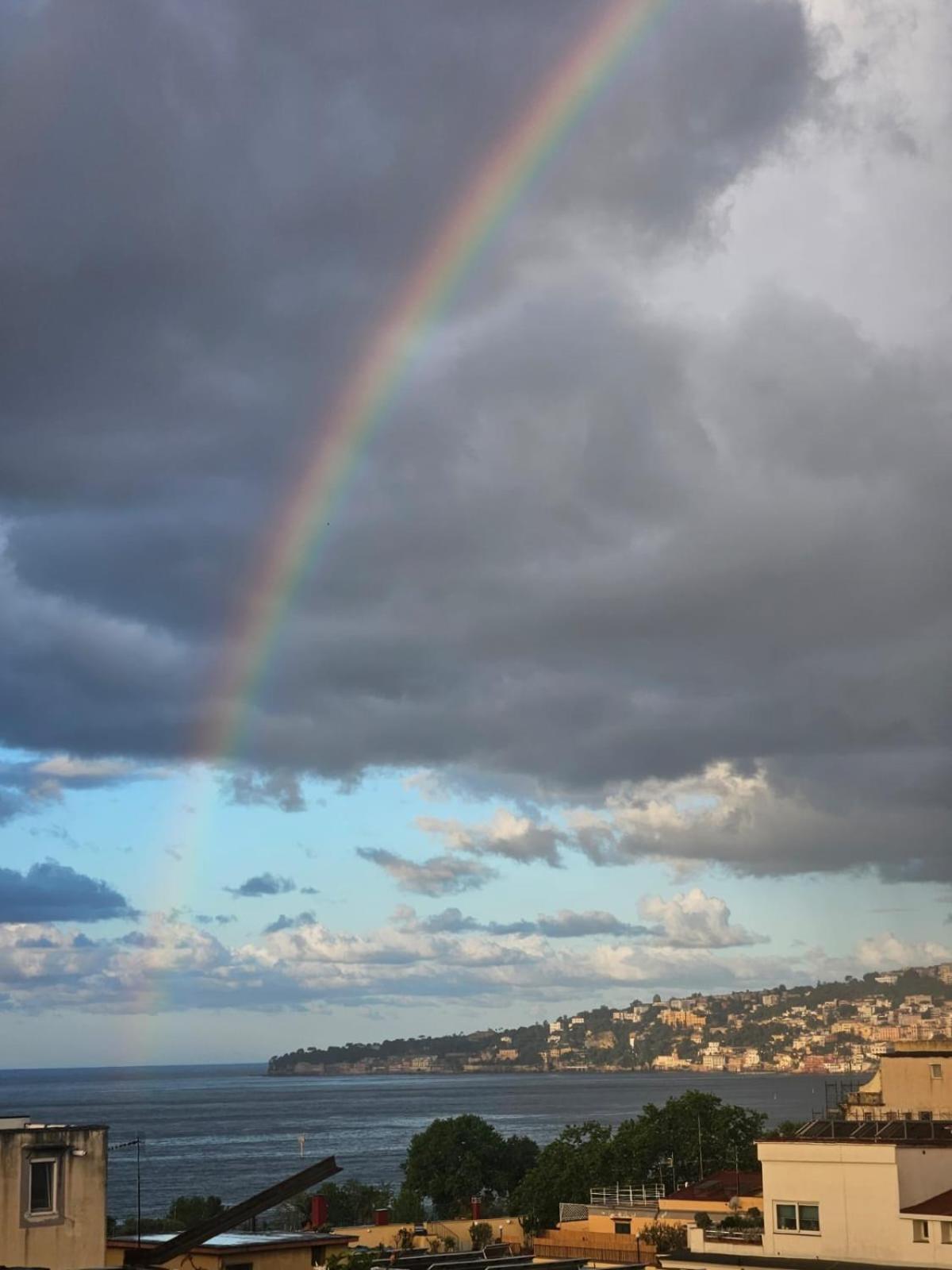 Appartamento La casa di Nettuno Napoli Esterno foto